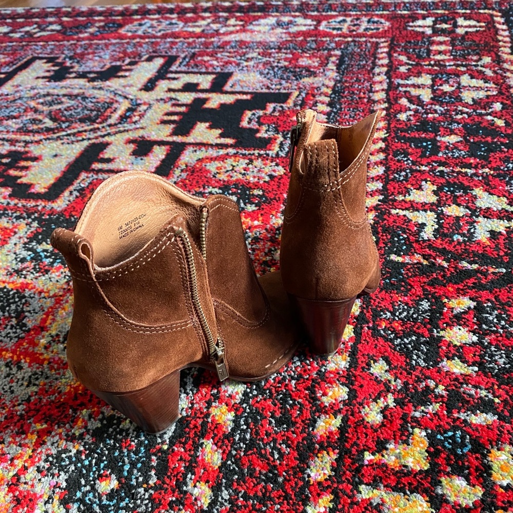 Frye - Madeline bootie - Picture 6 of 6
